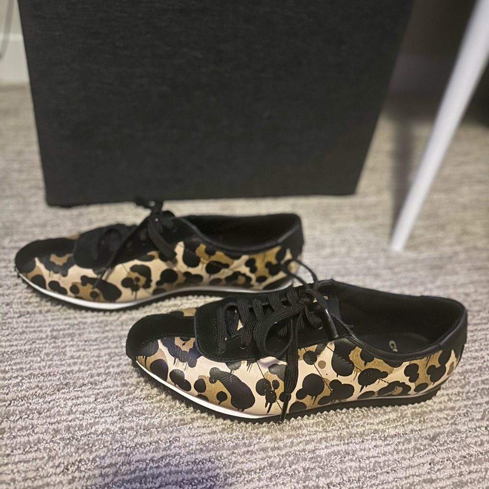 Size 8 Leopard print Coach sneaker shoes nearly new condition - Picture 5 of 6